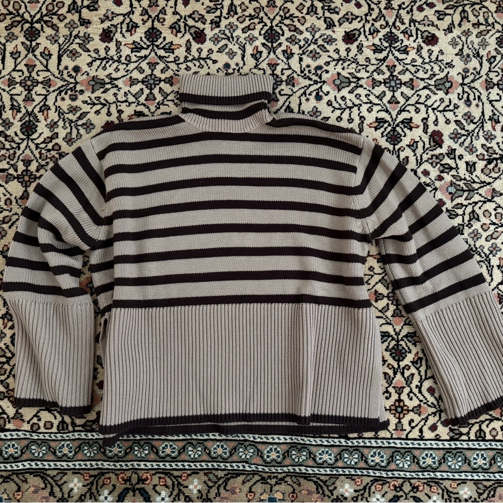 Toteme Signature Stripe Turtleneck Sweater - XXS